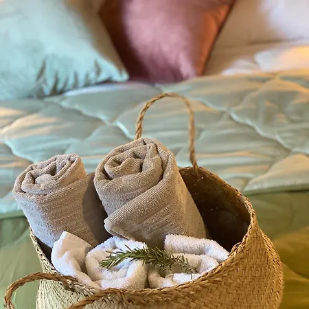 Hiska Pod Krasom بيت للعطل *