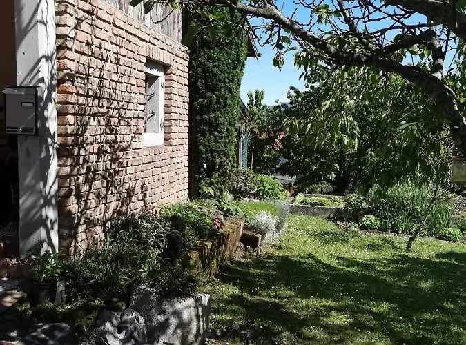 Hiska Pod Krasom Casa vacanze *